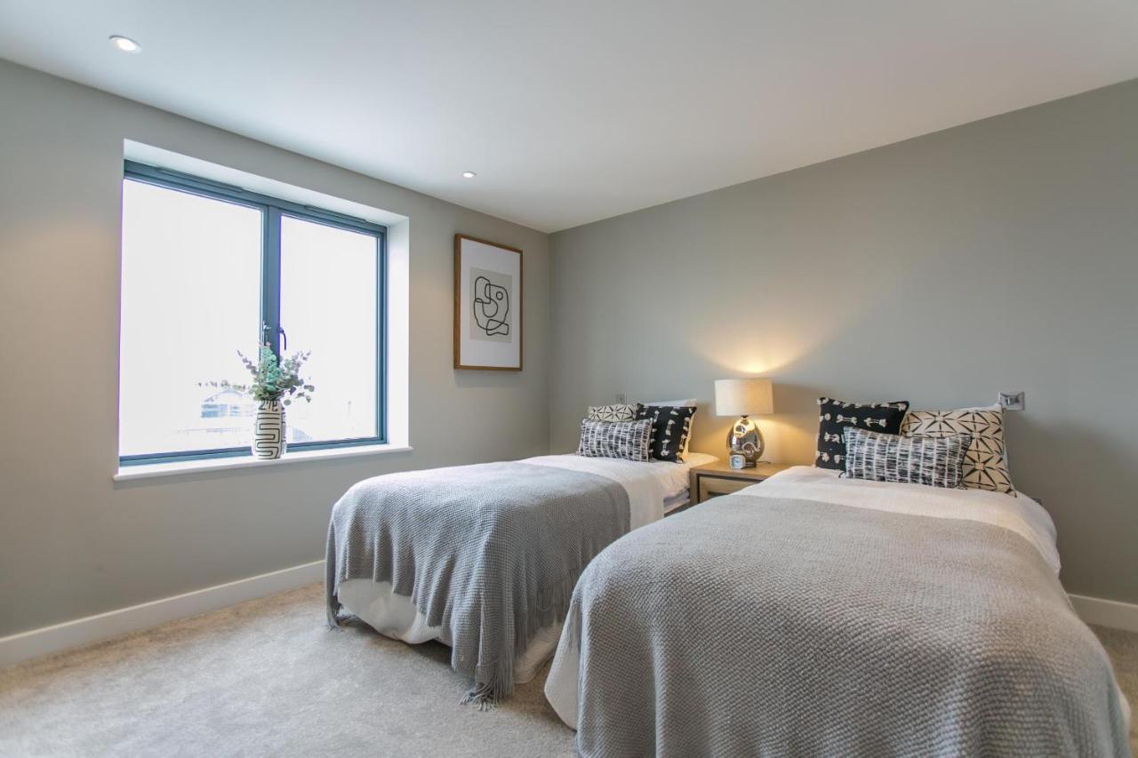 Edgewater - Bracklesham Bay Apartment East Wittering Bagian luar foto