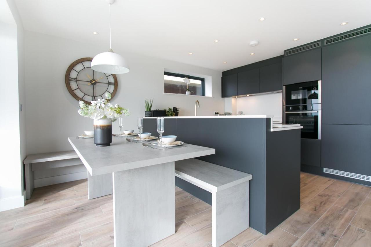 Edgewater - Bracklesham Bay Apartment East Wittering Bagian luar foto