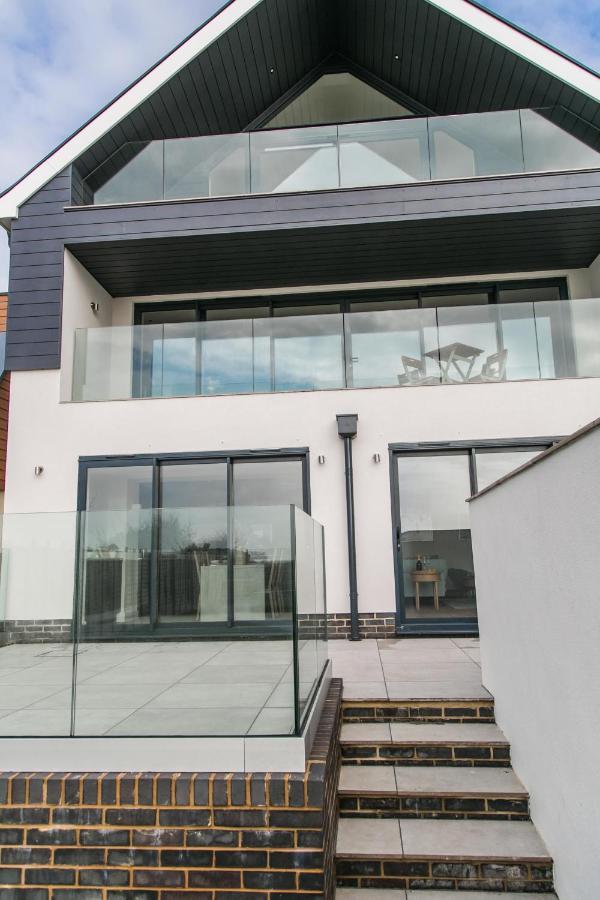 Edgewater - Bracklesham Bay Apartment East Wittering Bagian luar foto