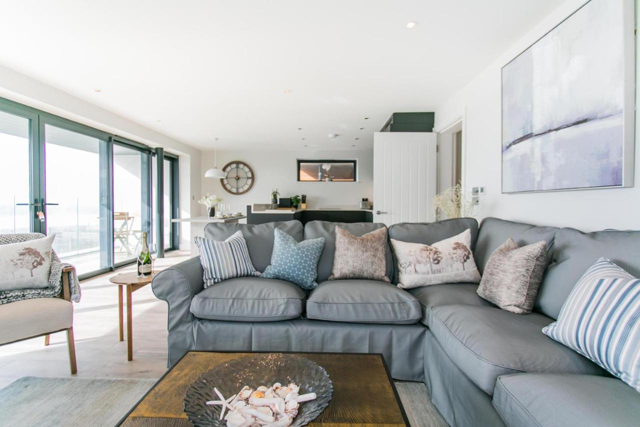 Edgewater - Bracklesham Bay Apartment East Wittering Bagian luar foto
